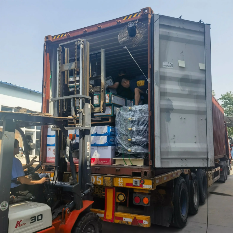 Awọn ẹya ọkọ ayọkẹlẹ ẹru nla - wakọ ni irọrun, gbẹkẹle nibi gbogbo!